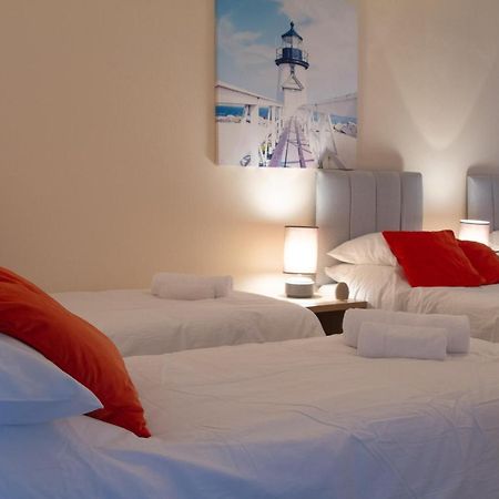 던펌린 Carvetii - Fox House - 1St Floor Flat Sleeps Up To 8 아파트 외부 사진